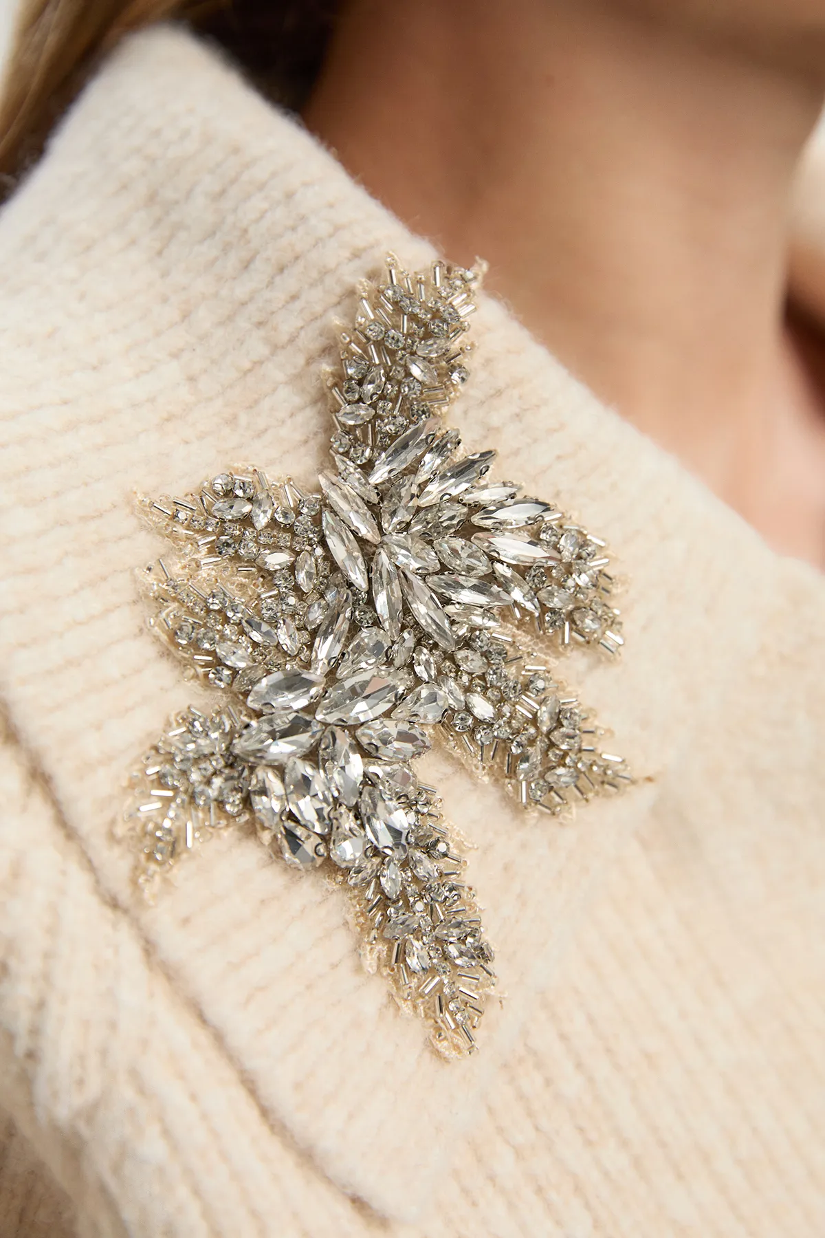 Embellished Cozy V Neck Collar Knit Sweater BKK26007