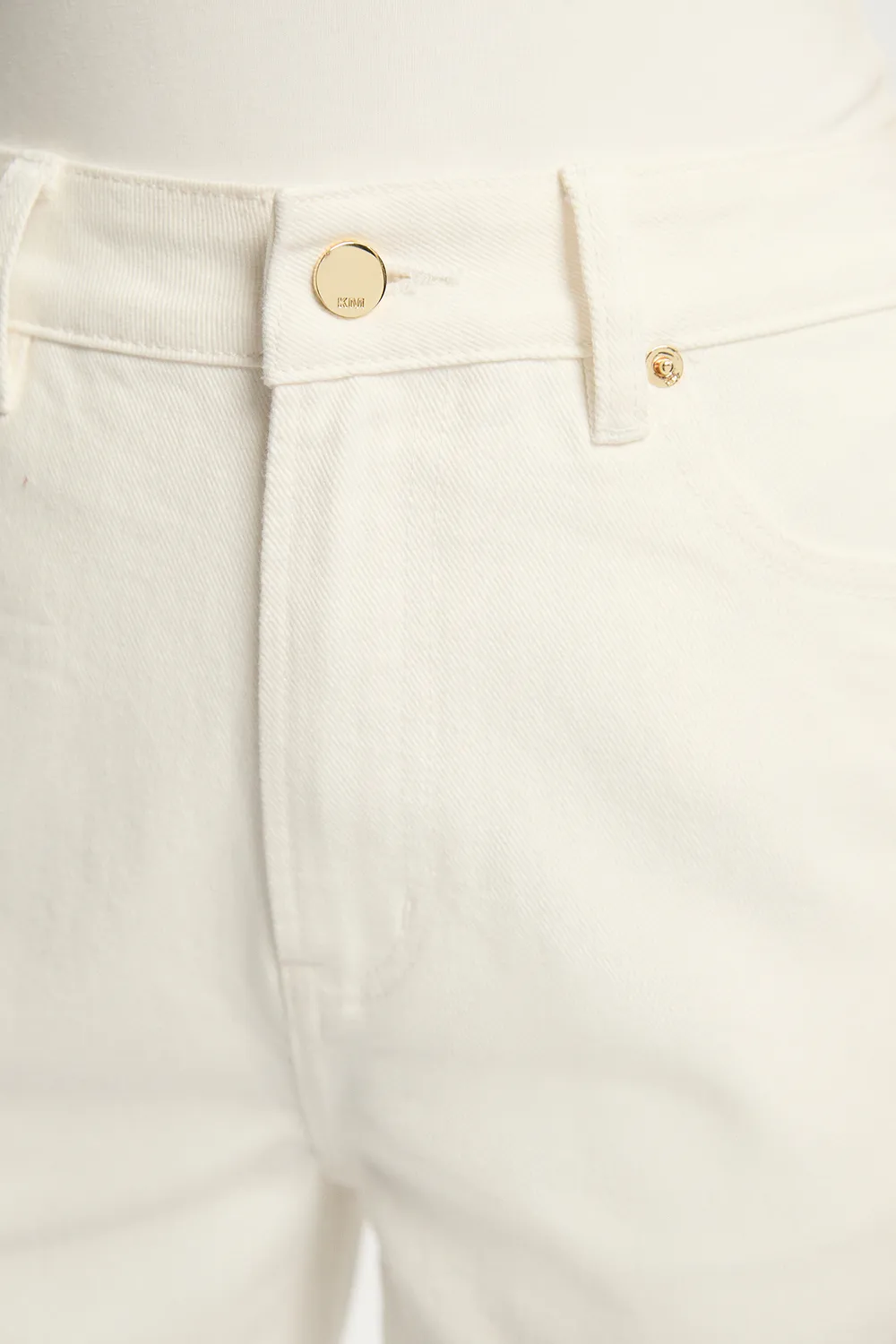 Rigid Denim High Rise Straight Leg Jean BKK26085