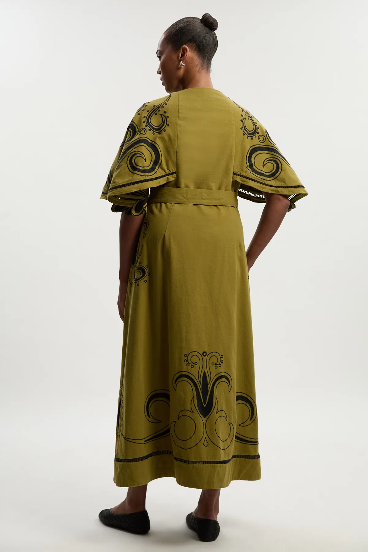 Plus Size Baroque Embroidered Cape Sleeve Twill Woven Maxi Dress BKK26114