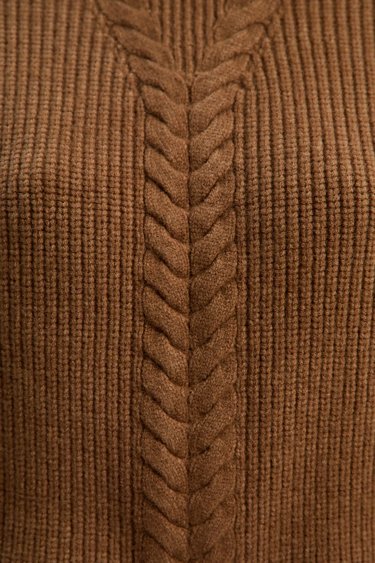 Cable Stitch Fly Collar Jumper BKK26140