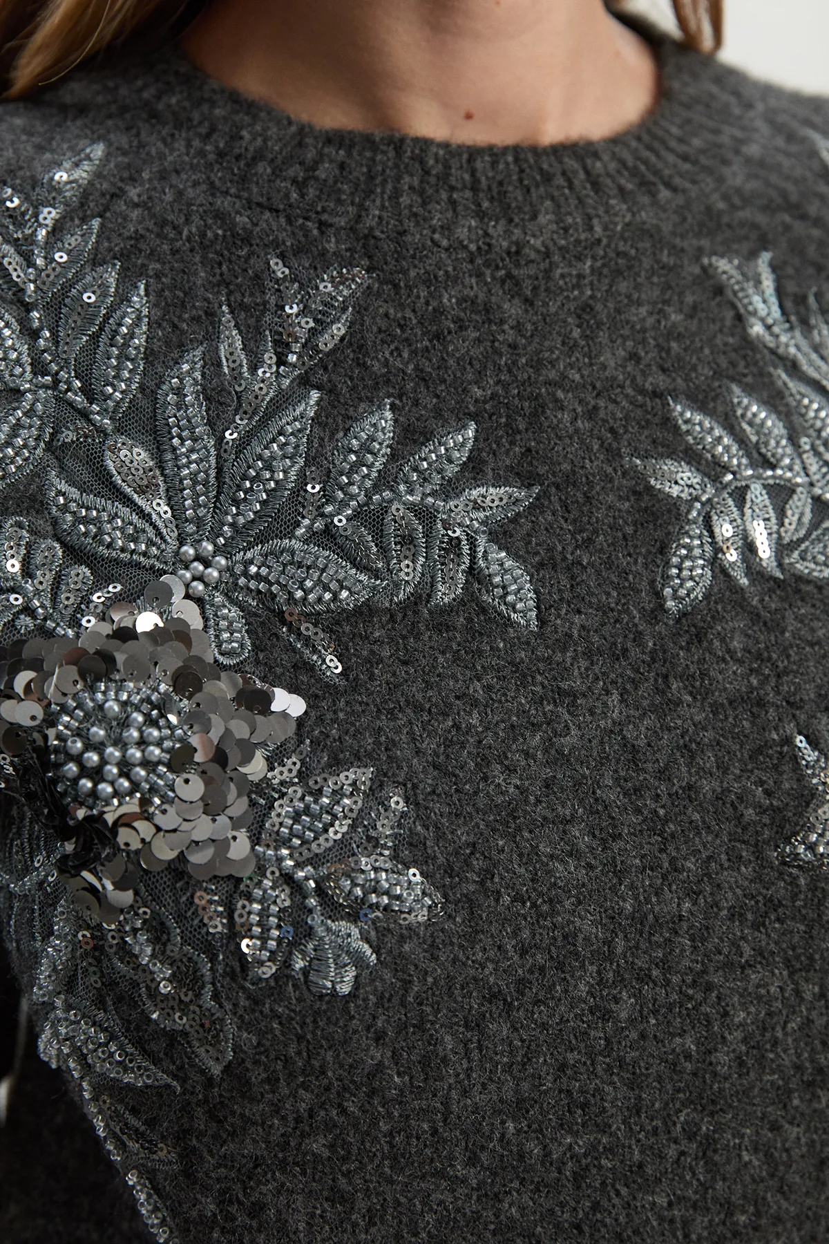 Archive Floral Embellished Cosy Wool Blend Top BKK26581 3 Archive Floral Embellished Cosy Wool Blend Top BKK26581