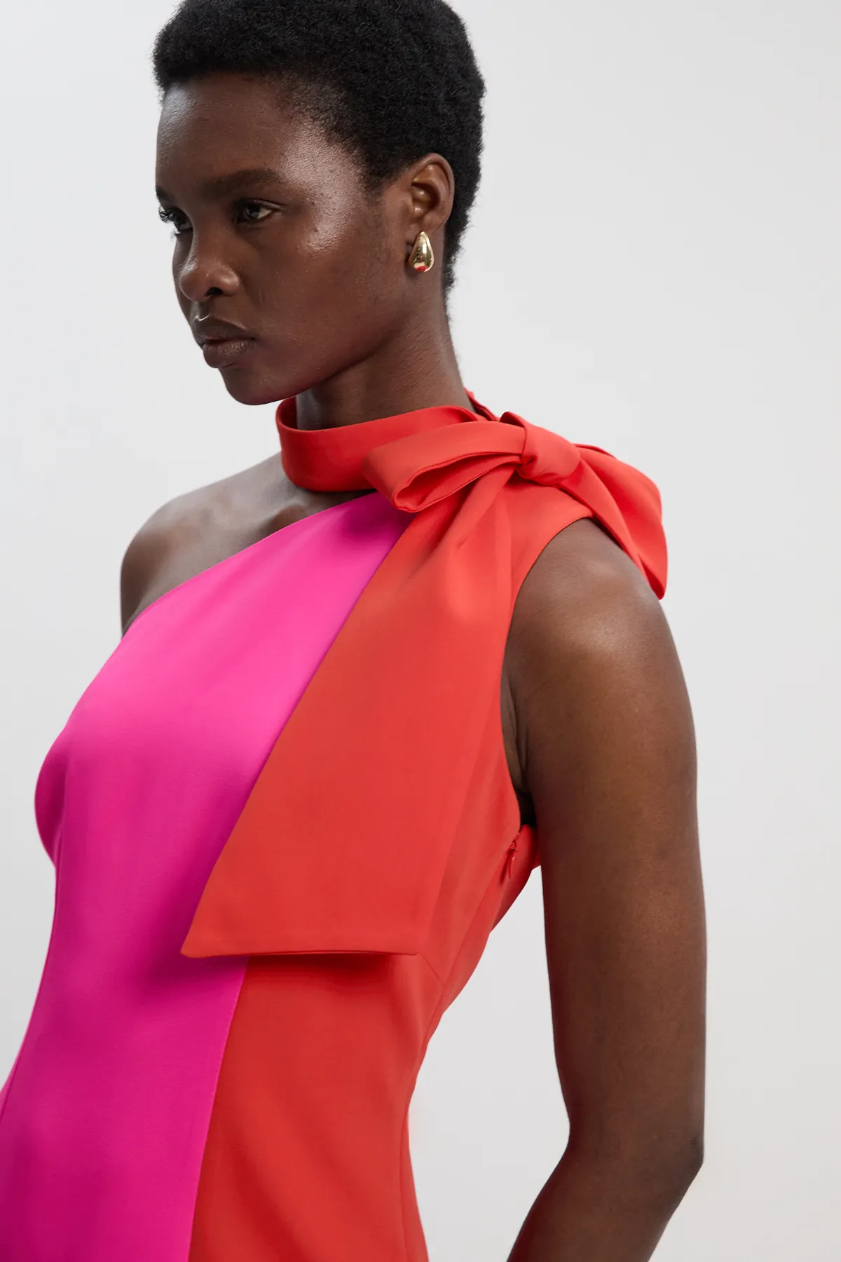 Soft Tailored Colour Block Bow Tie Neck Midi Dress BKK26607 3 Soft Tailored Colour Block Bow Tie Neck Midi Dress BKK26607