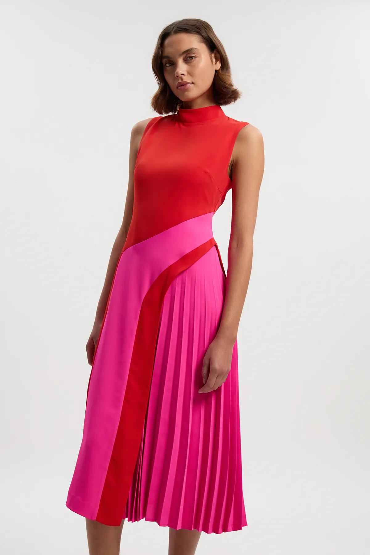 Soft Tailored Color Block High Neck Pleated Midi Dress BKK26611