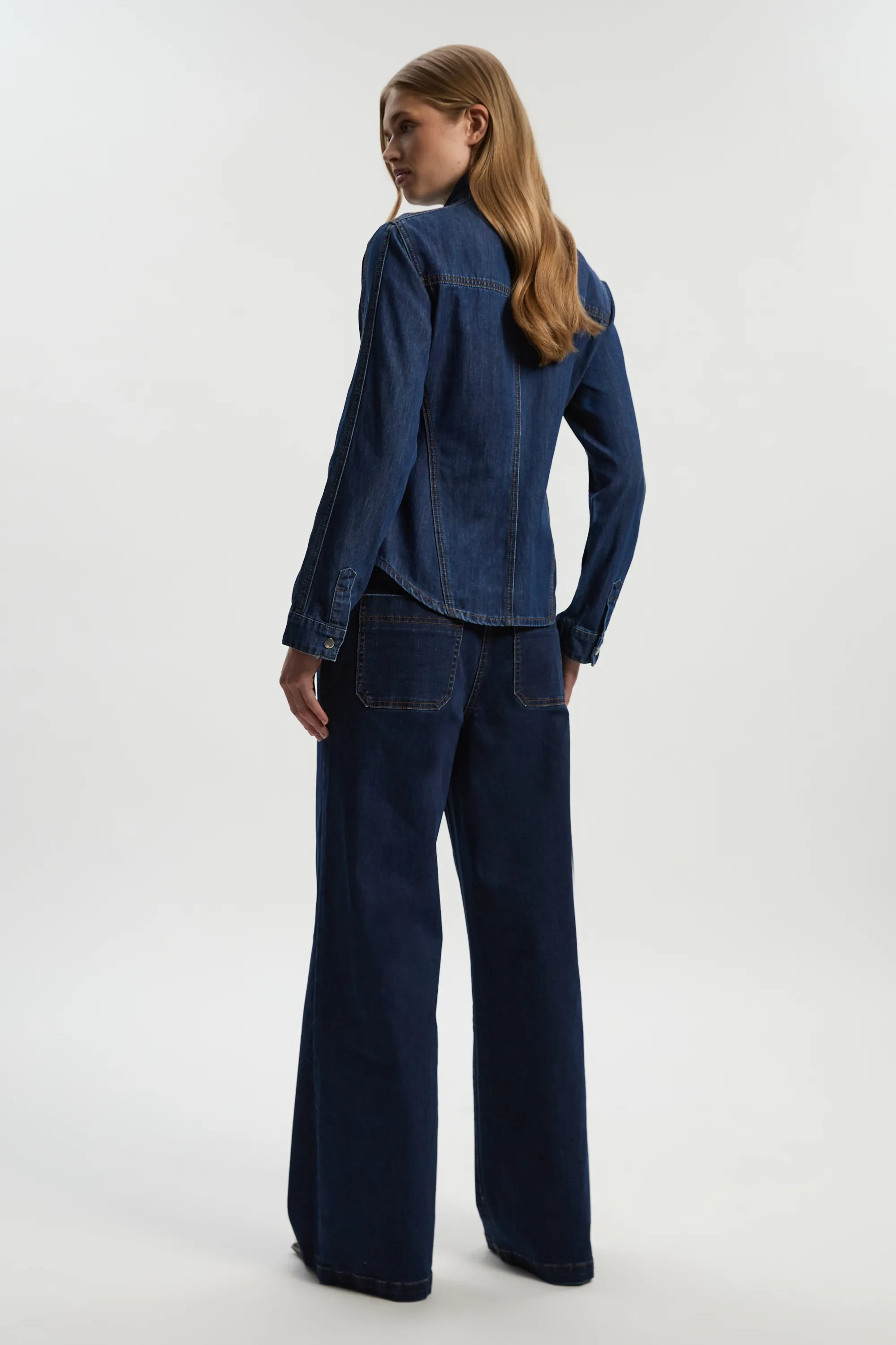 Denim Seam Front Straight Leg Jean BKK26658