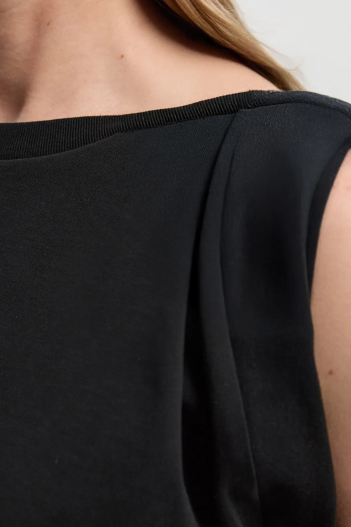 Cotton Trim Detail Short Sleeve Ruched Tshirt BKK26997 3 Cotton Trim Detail Short Sleeve Ruched Tshirt BKK26997