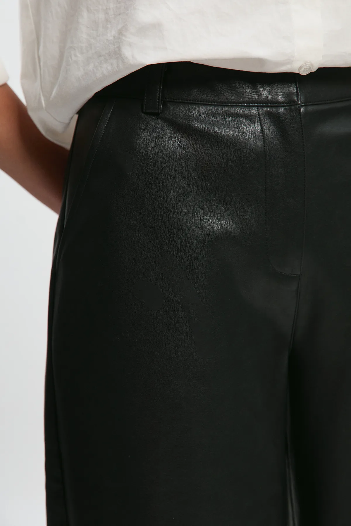 Faux Leather Barrel Leg Trouser BKK27045 3 Faux Leather Barrel Leg Trouser BKK27045