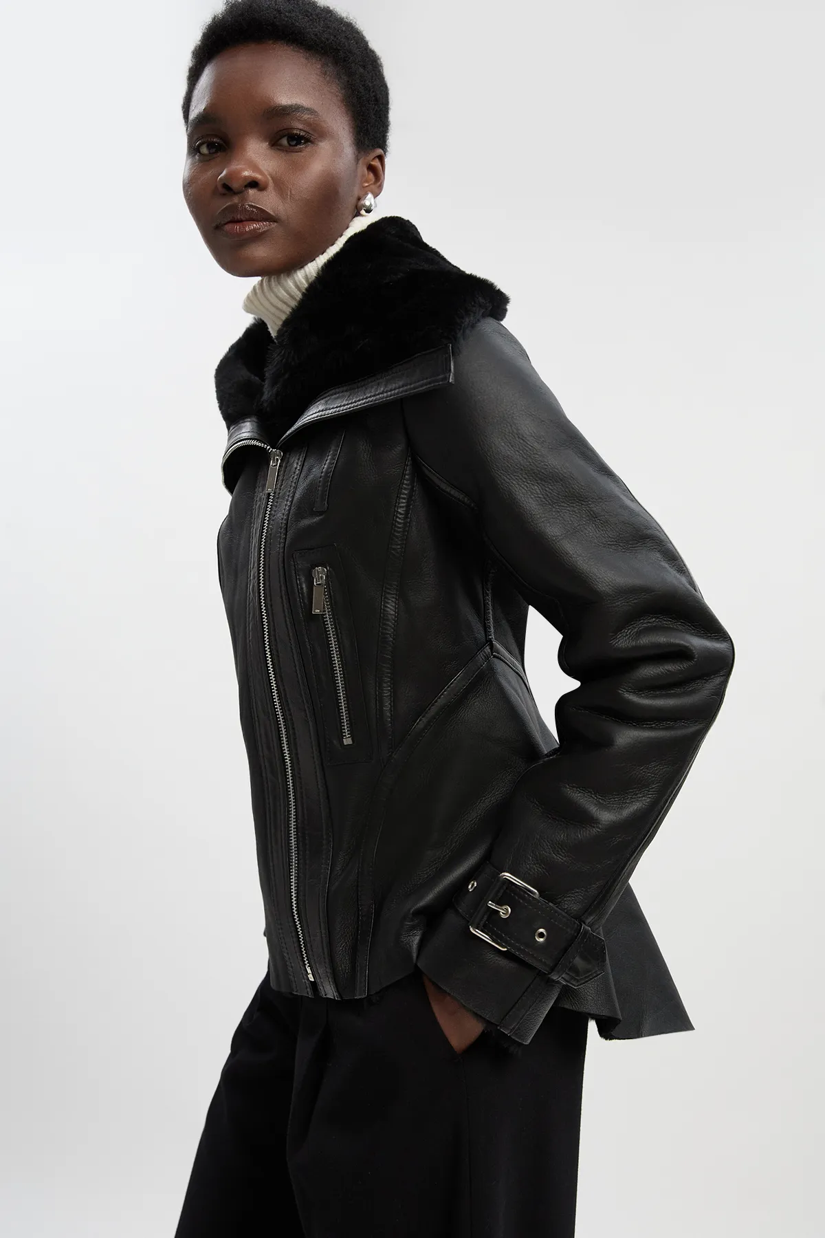 Shearling High Low Jacket BKK27229