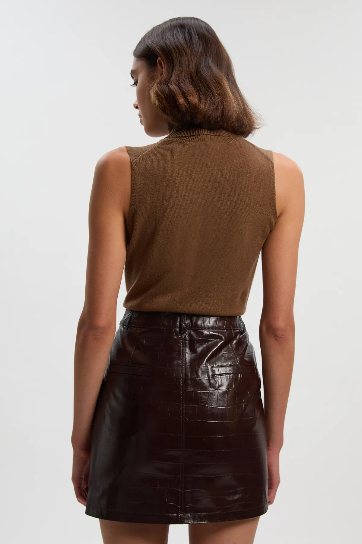 High Shine Croc Embossed Leather Mini Skirt BKK27598 4 High Shine Croc Embossed Leather Mini Skirt BKK27598
