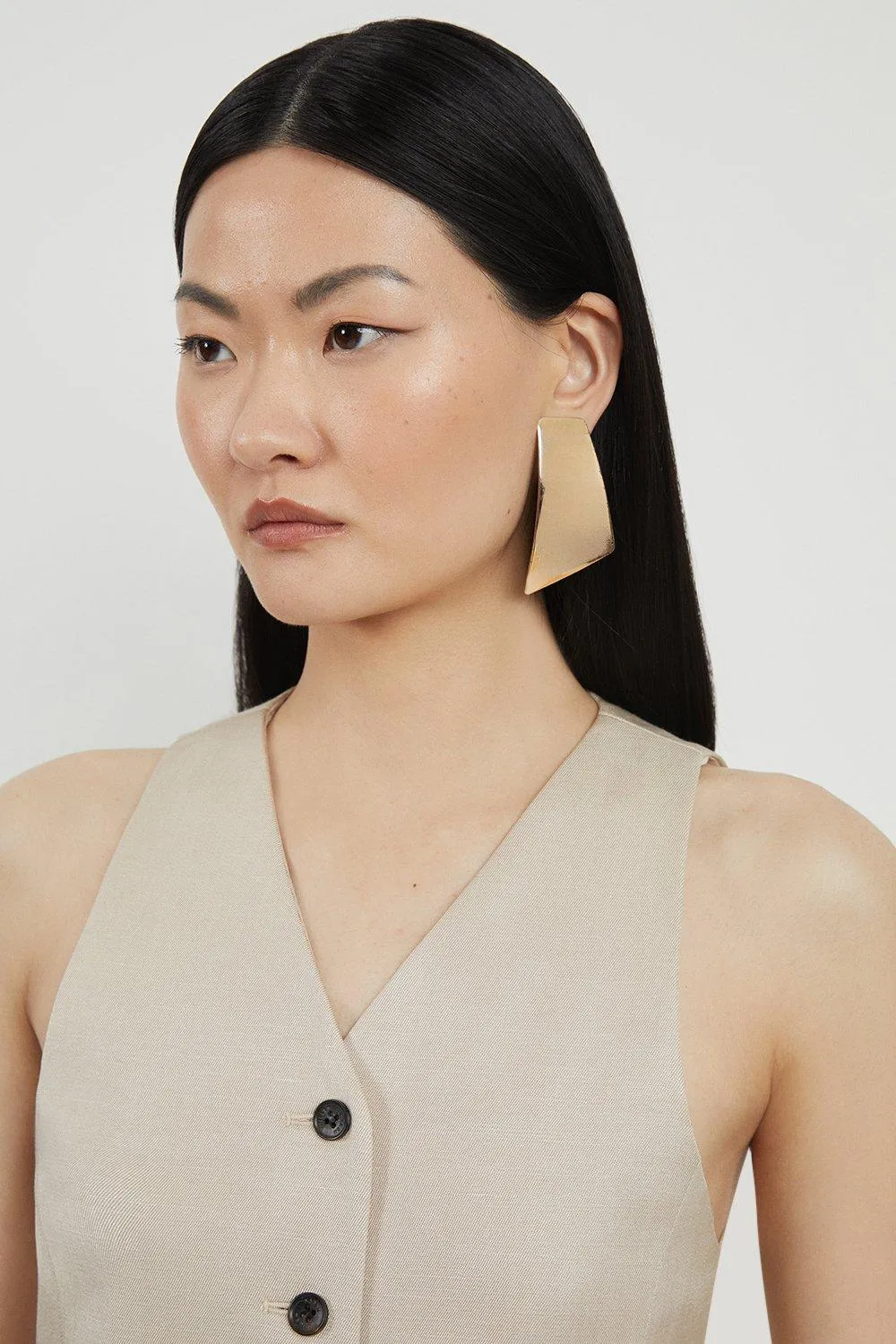 Premium Linen Button Through Tailored Top BKK18472