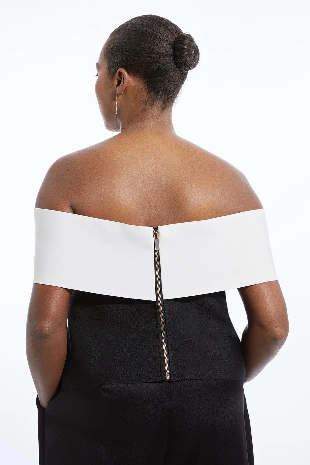 Plus Size Figure Form Bandage Knit Asymmetric Top BKK18634