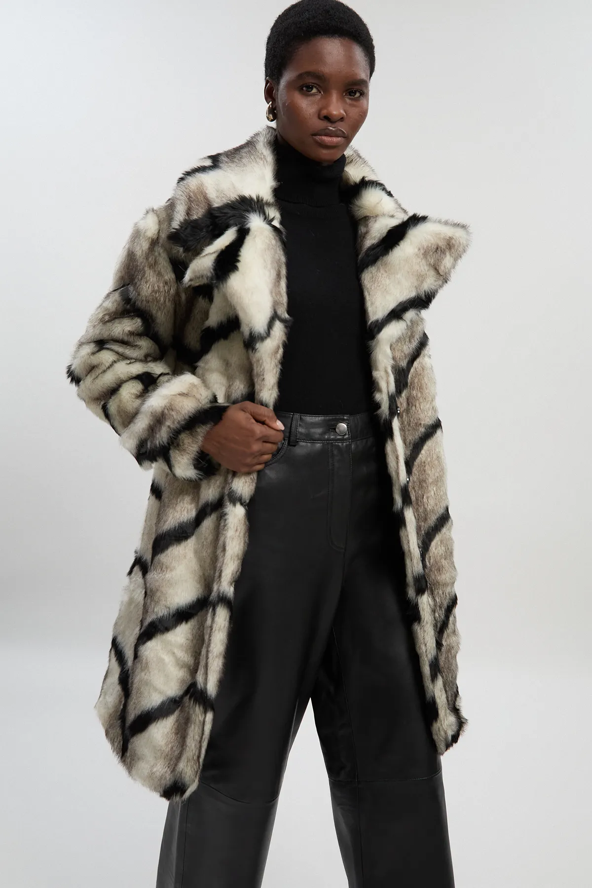 Mono Faux Fur Belted Longline Coat BKK09720 3 Mono Faux Fur Belted Longline Coat BKK09720
