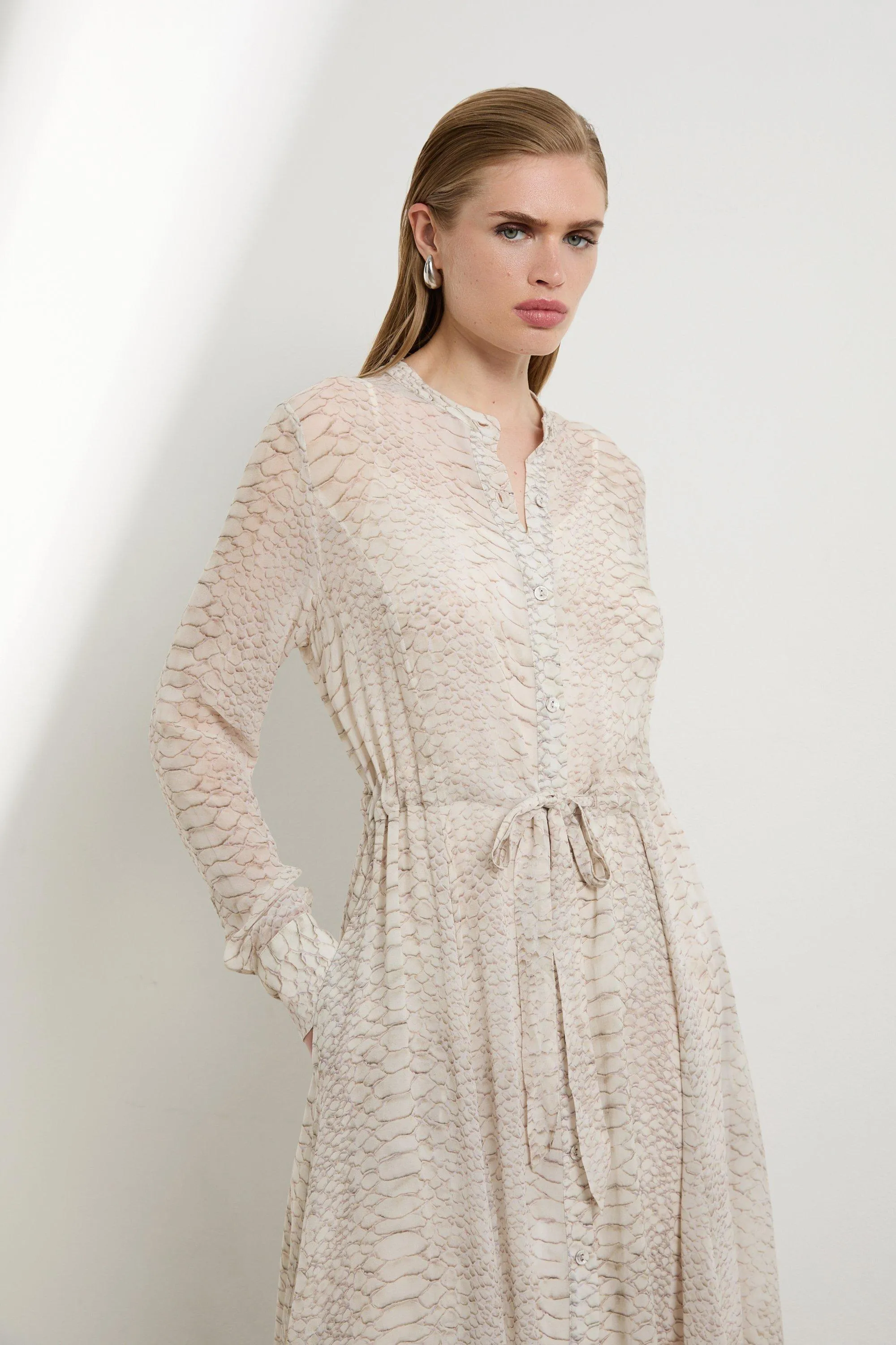 Animal Print Viscose Georgette Woven Midi Dress BKK18650