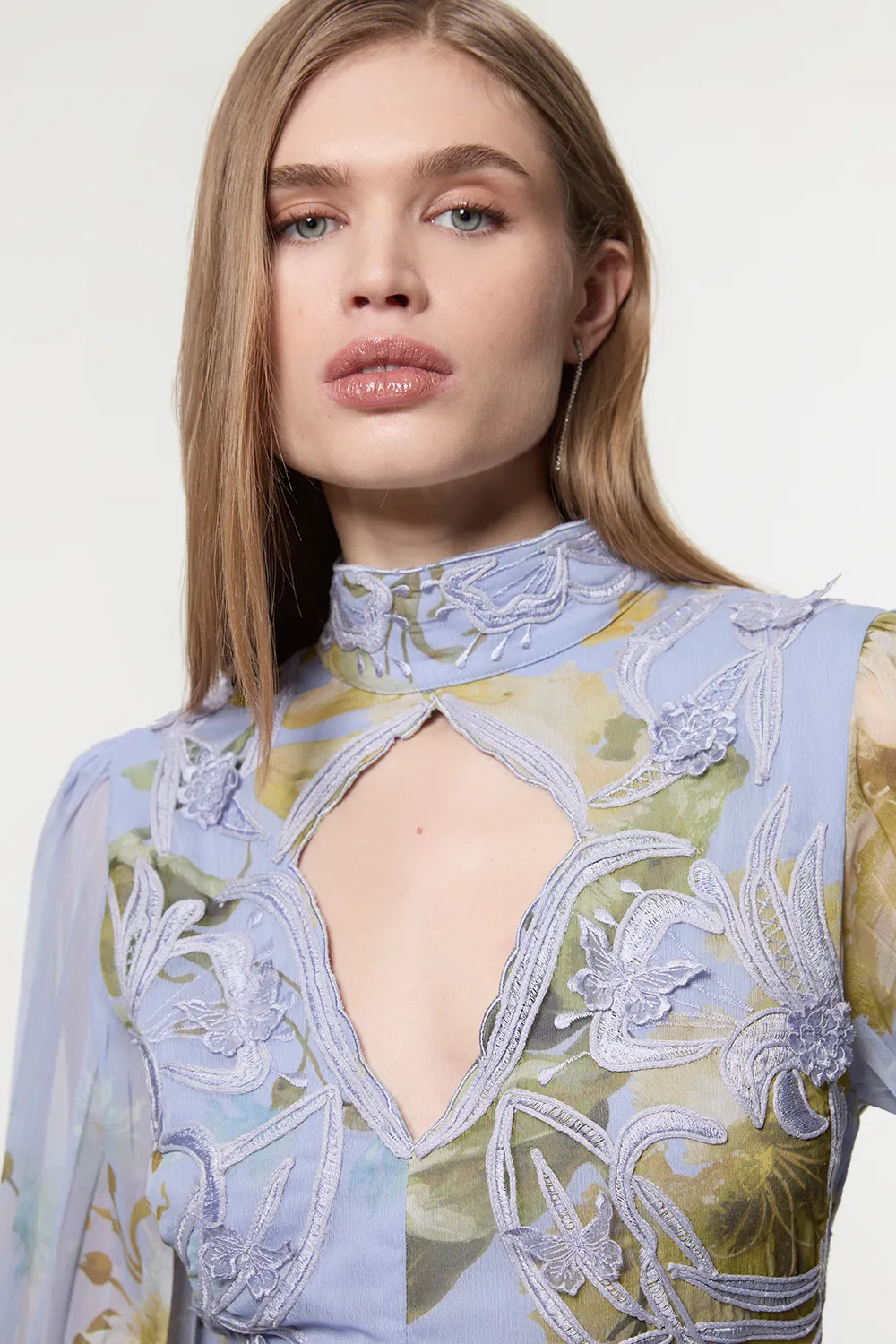 Floral Applique Lace Pleated Woven Maxi Dress BKK23312