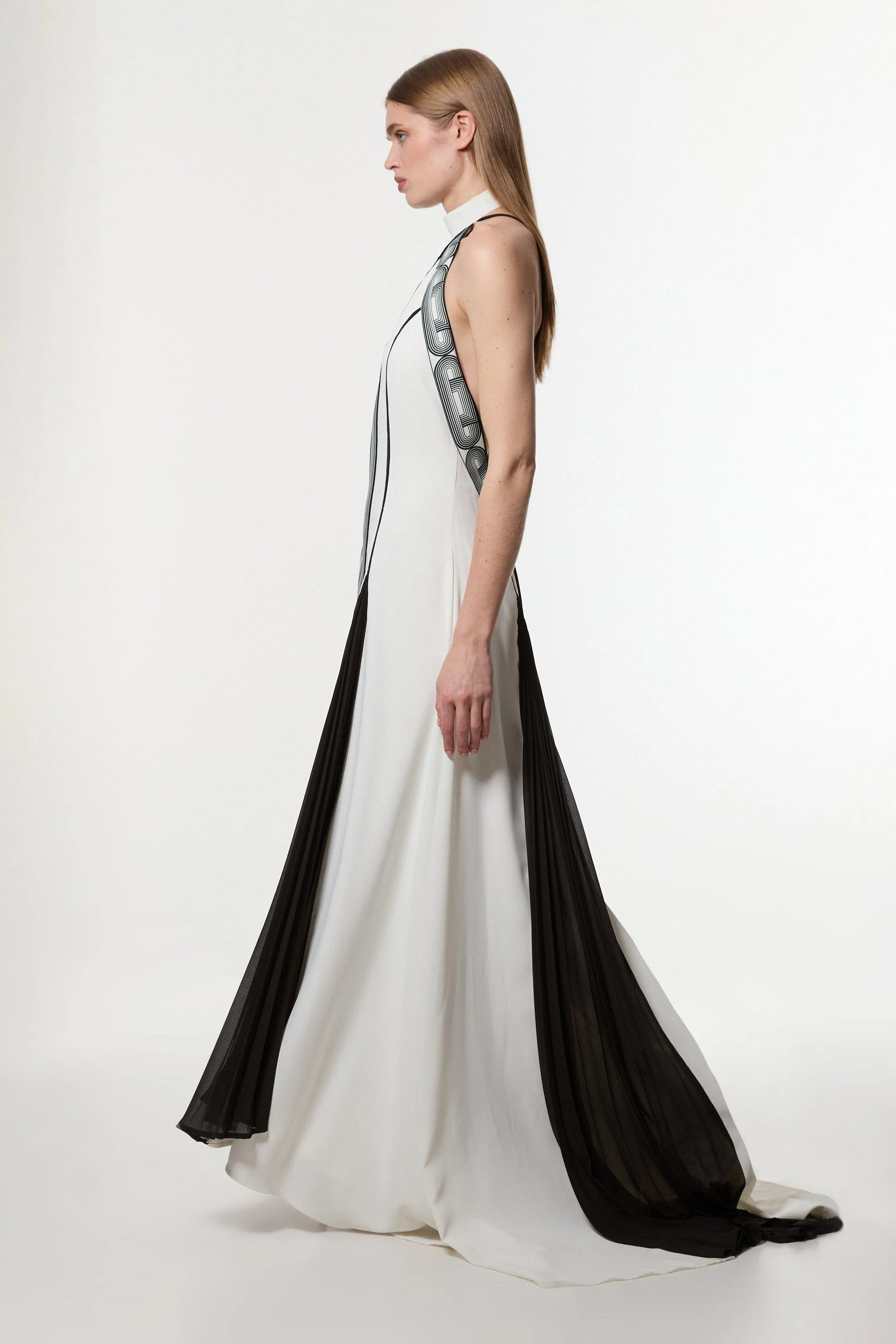 Amelia Graham Printed Statement Woven Gown BKK23400 7 Amelia Graham Printed Statement Woven Gown BKK23400