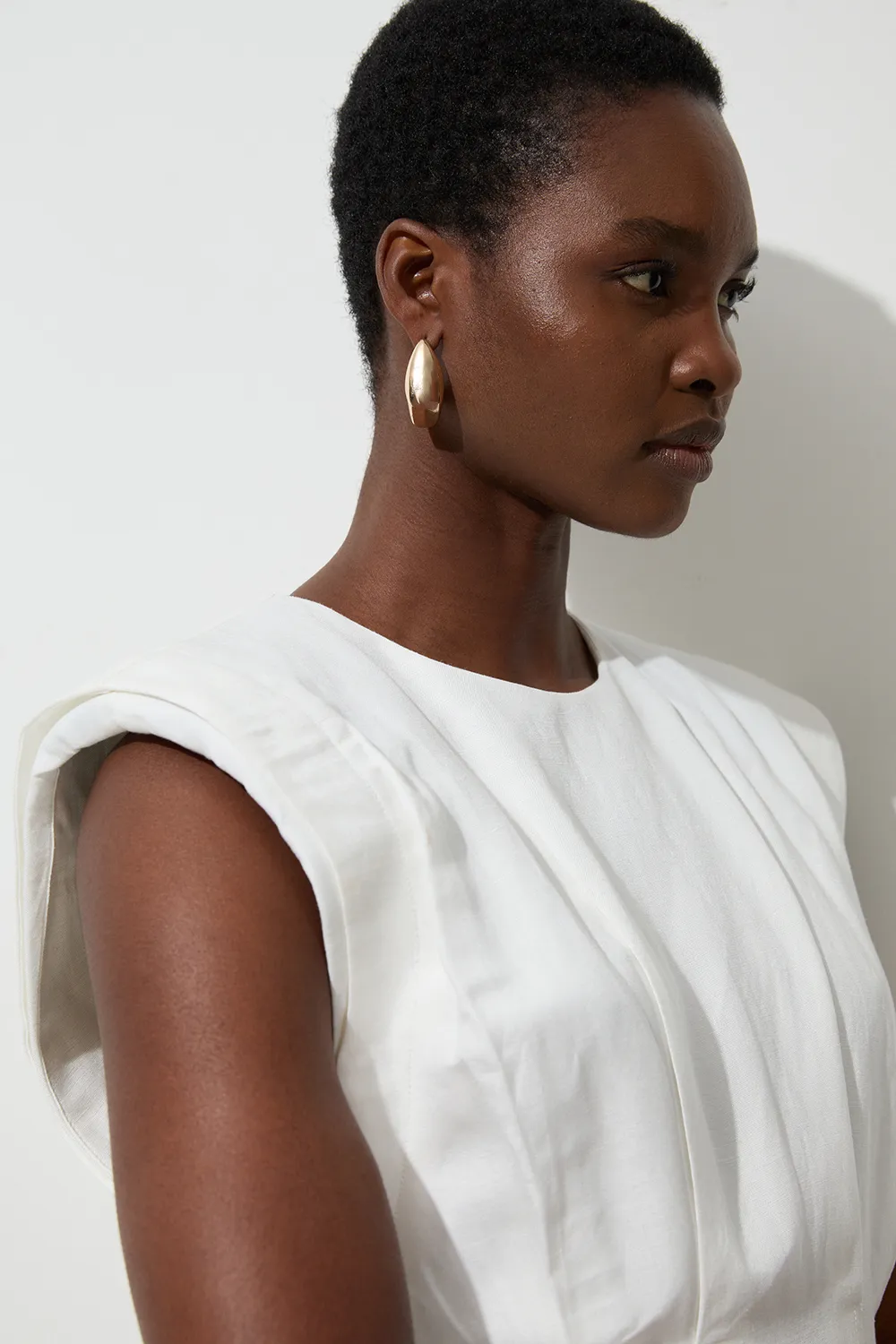 Petite Viscose Linen Woven Pintuck Midi Dress BKK23590 4 Petite Viscose Linen Woven Pintuck Midi Dress BKK23590