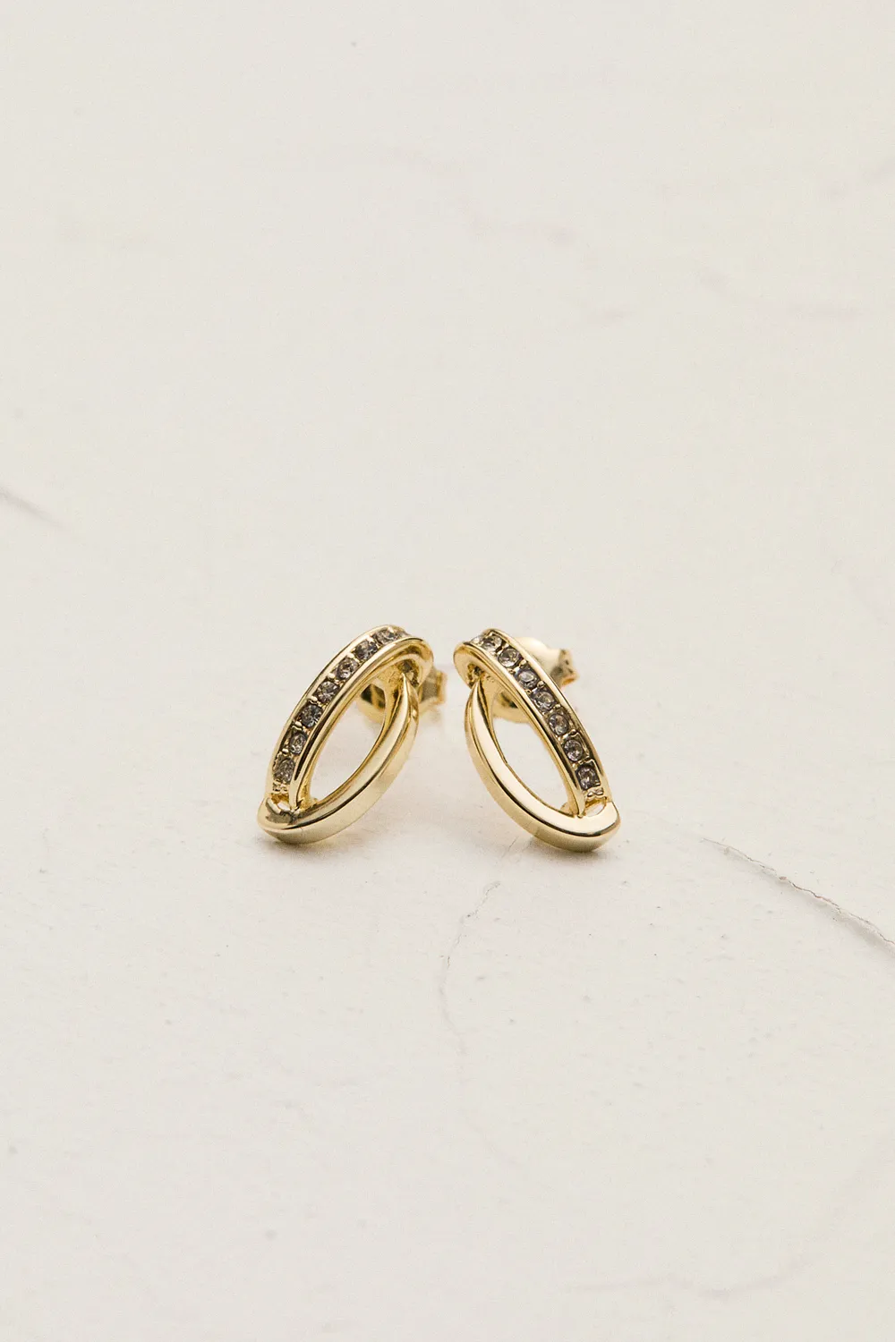14kt Gold Plated Oval Pav茅 Chain Stud Earrings BKK24066