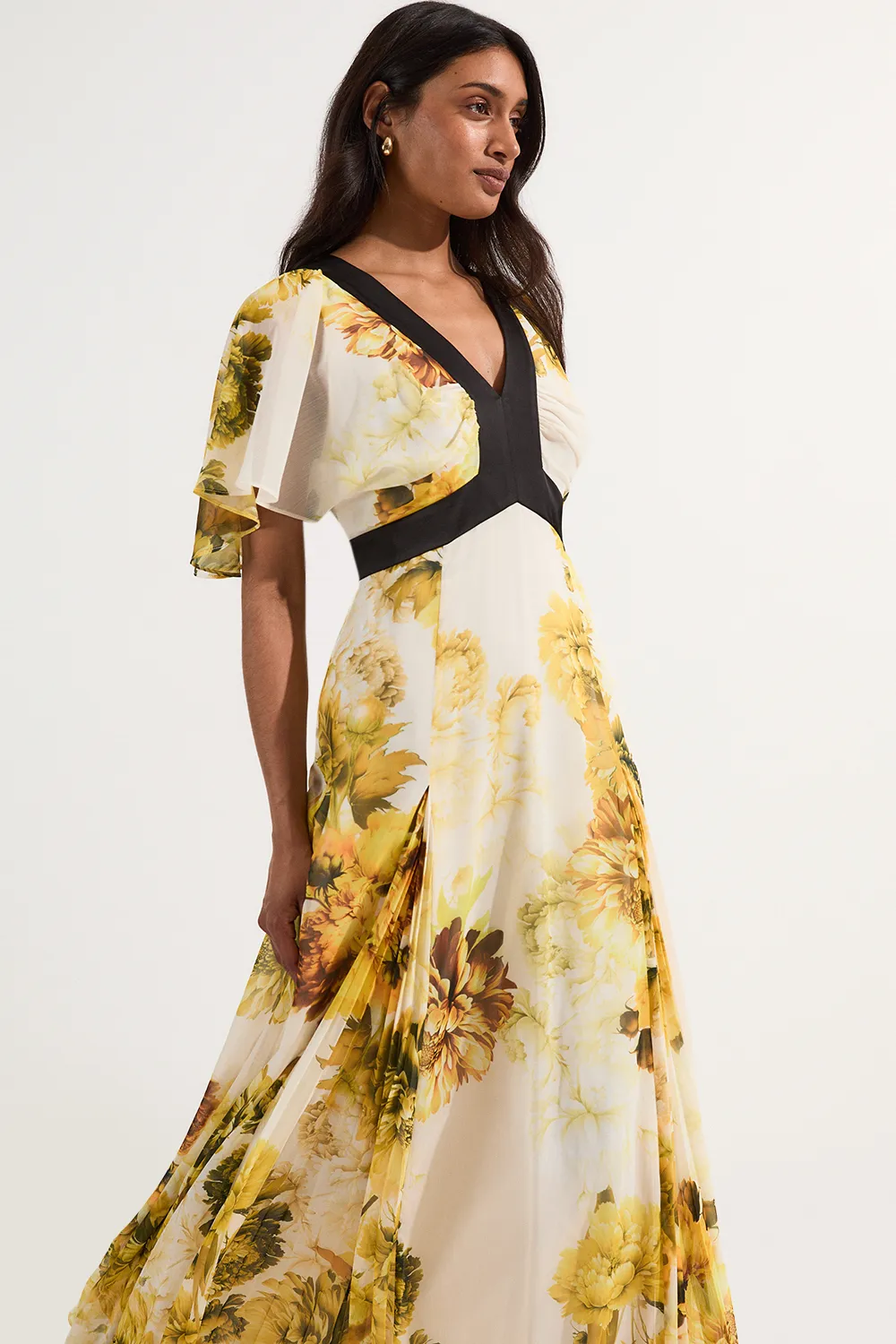 Pleated Floral Godet Pannell Woven Maxi Dress BKK24339