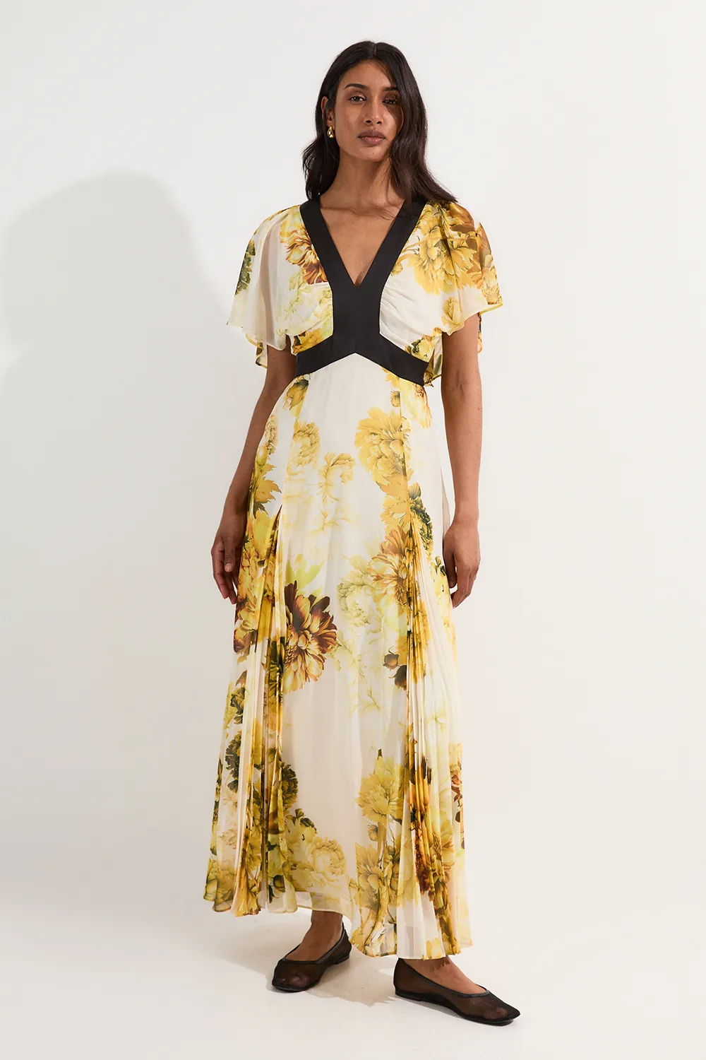 Pleated Floral Godet Pannell Woven Maxi Dress BKK24339