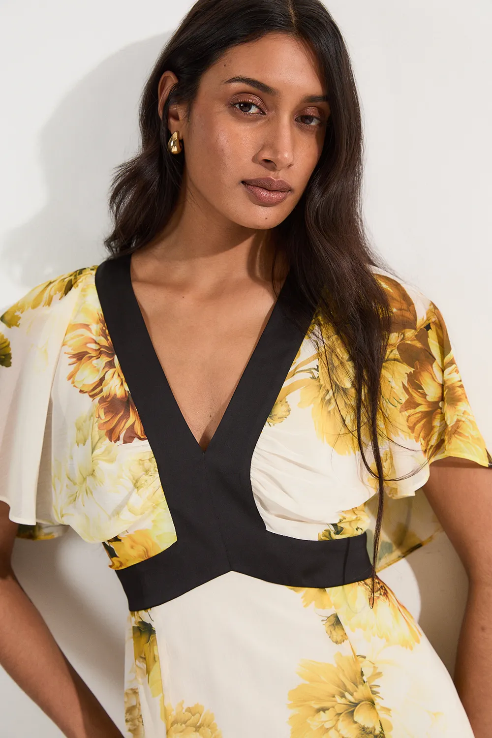 Pleated Floral Godet Pannell Woven Maxi Dress BKK24339