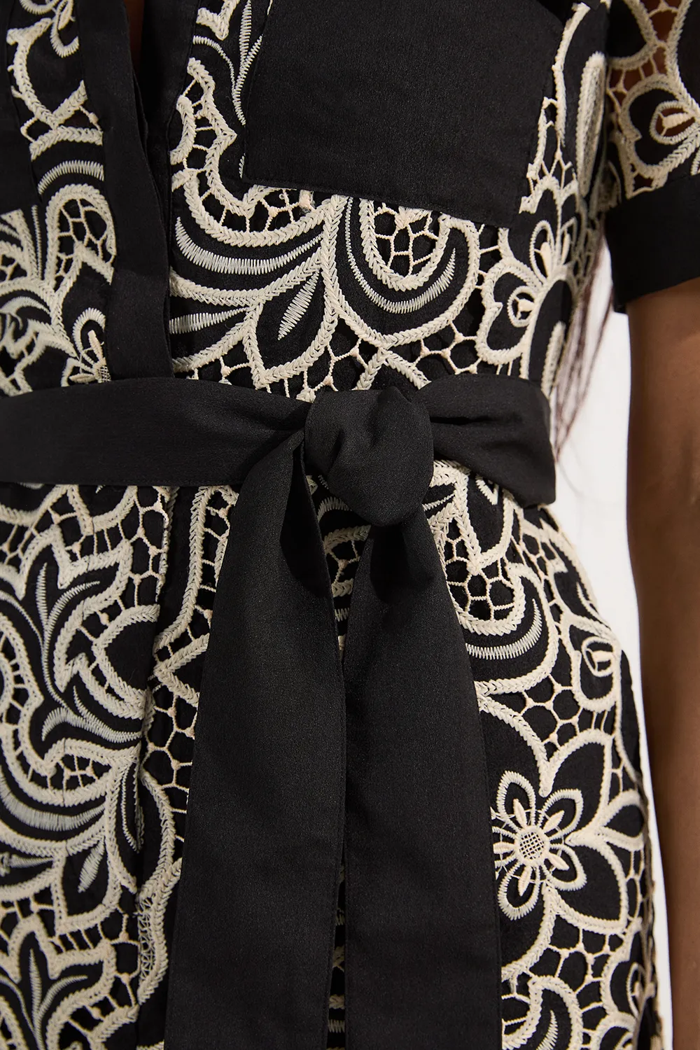 Mono Cutwork Pocket Front Woven Romper BKK24893 3 Mono Cutwork Pocket Front Woven Romper BKK24893