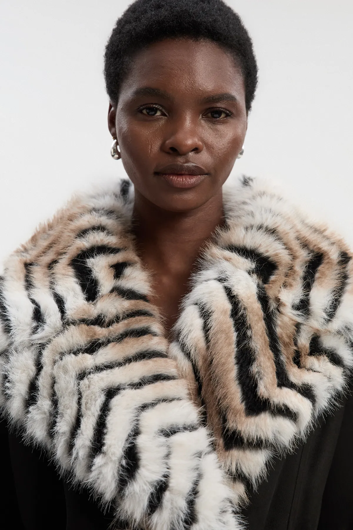 Petite Faux Shearling Contrast Collar & Cuff Belted Maxi Coat BKK25077