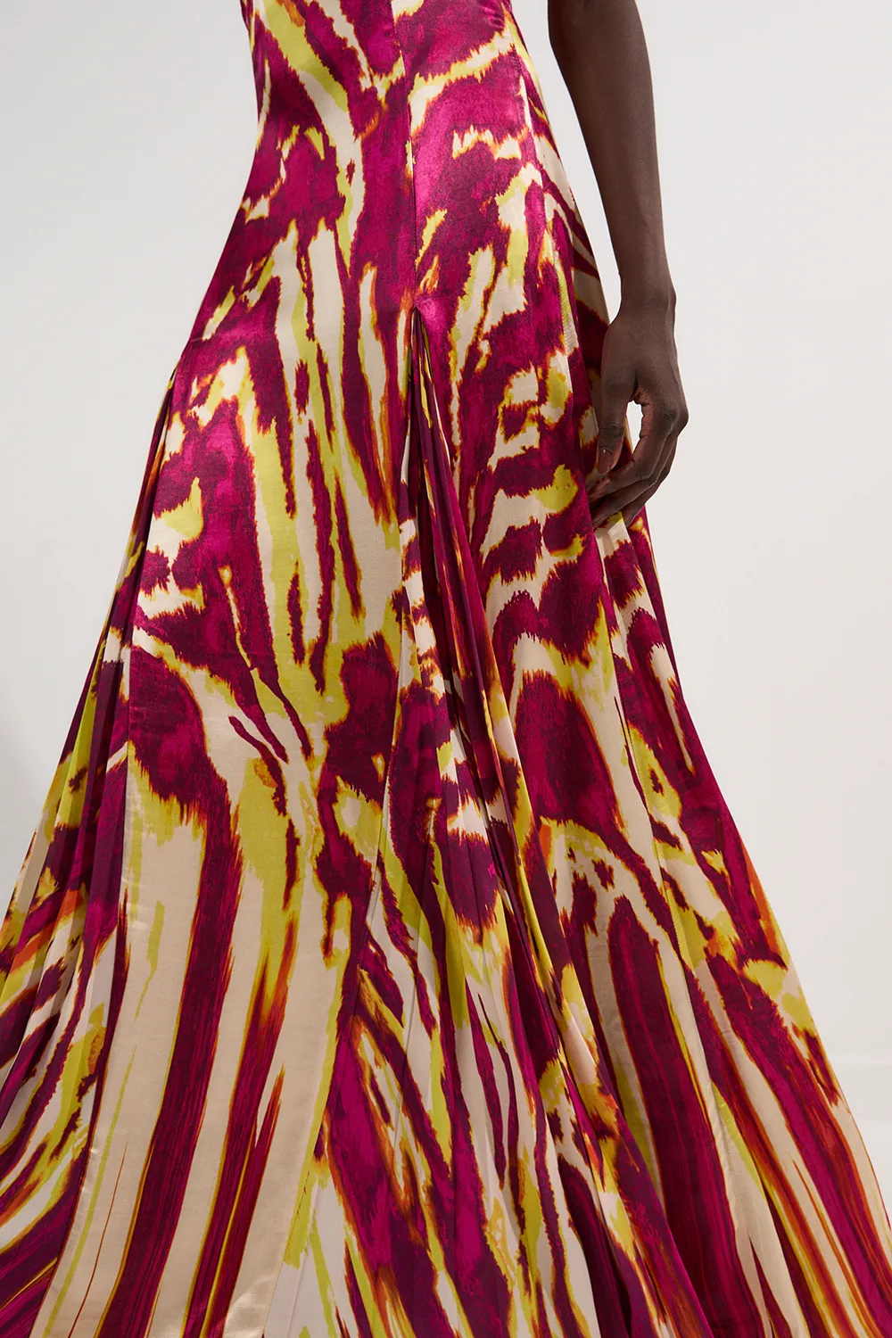 Viscose Satin Border Print Halter Neck Woven Maxi Dress BKK25104 3 Viscose Satin Border Print Halter Neck Woven Maxi Dress BKK25104