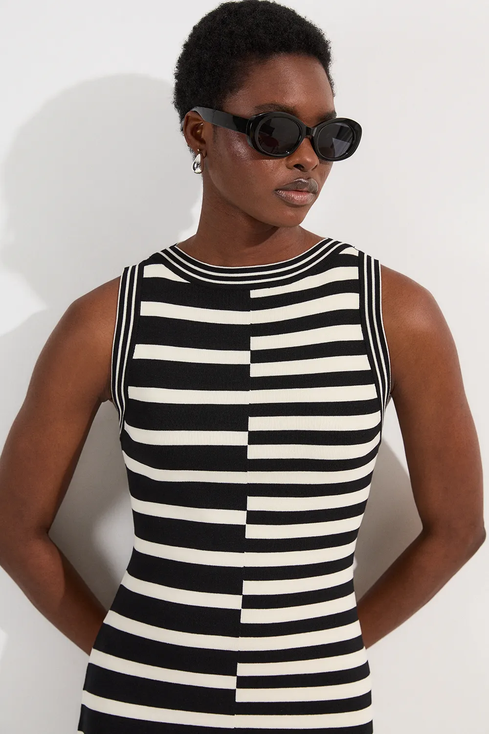 Petite Asymmetric Hem Cut About Stripe Sleeveless Knitted Midi Dress BKK25229