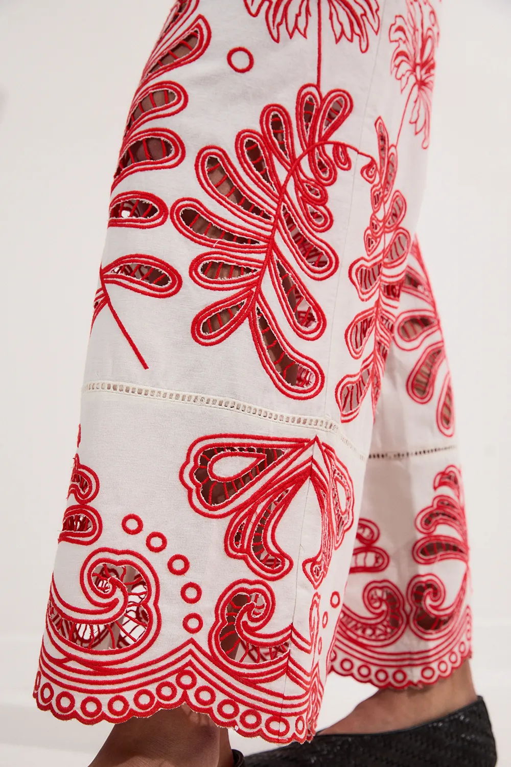 Cutwork Embroidered Wide Leg Woven Jumpsuit BKK25270 3 Cutwork Embroidered Wide Leg Woven Jumpsuit BKK25270