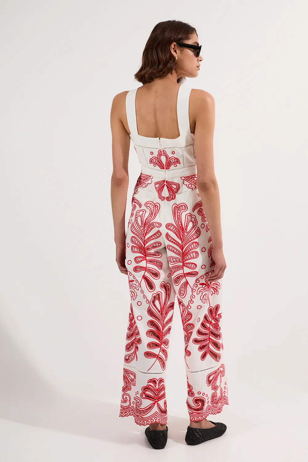 Petite Cutwork Embroidered Wide Leg Woven Jumpsuit BKK25272 4 Petite Cutwork Embroidered Wide Leg Woven Jumpsuit BKK25272