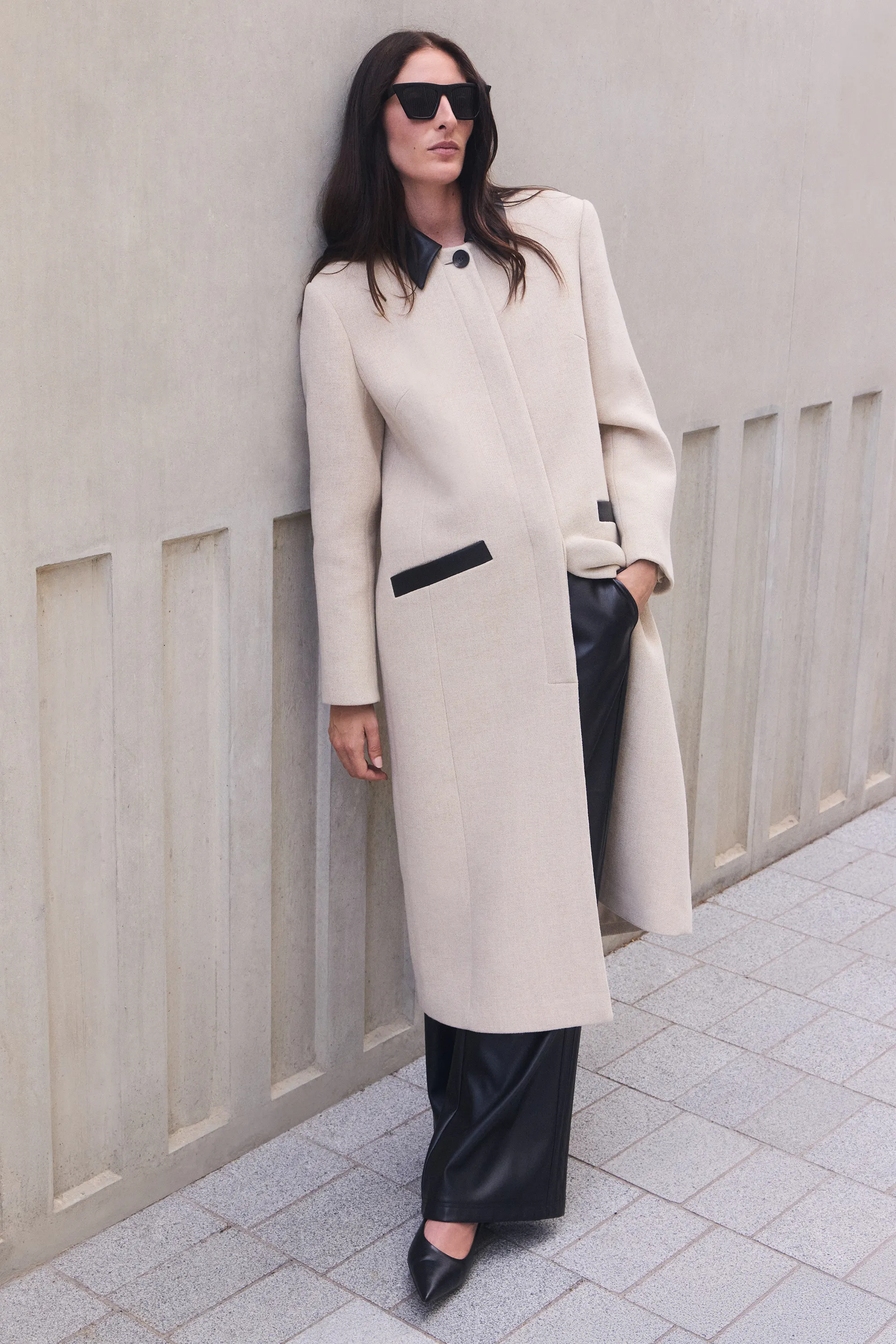 Wool Pu Mix Tailored Midi Coat BKK25390