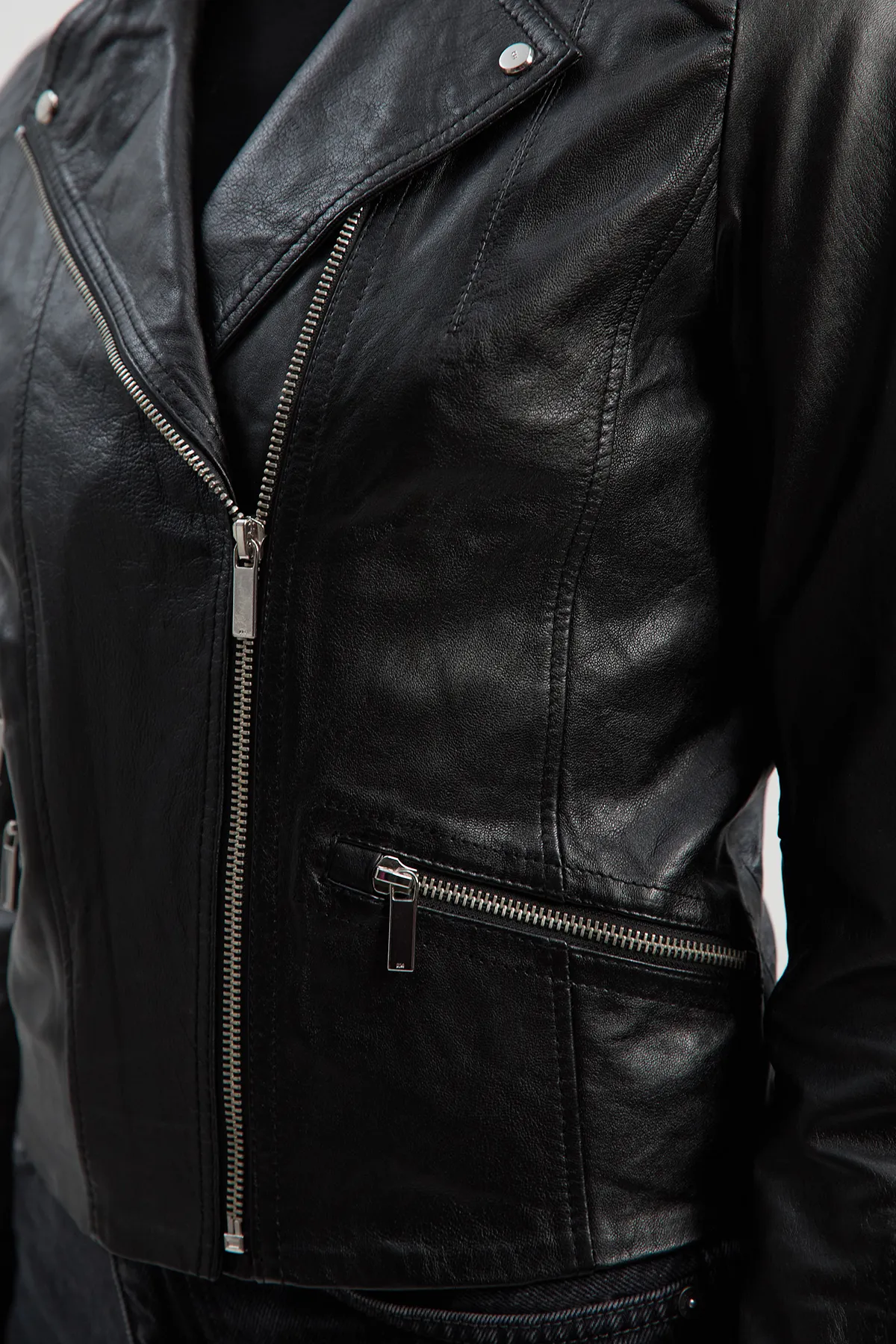 Leather Signature Moto Jacket BKK25429 3 Leather Signature Moto Jacket BKK25429