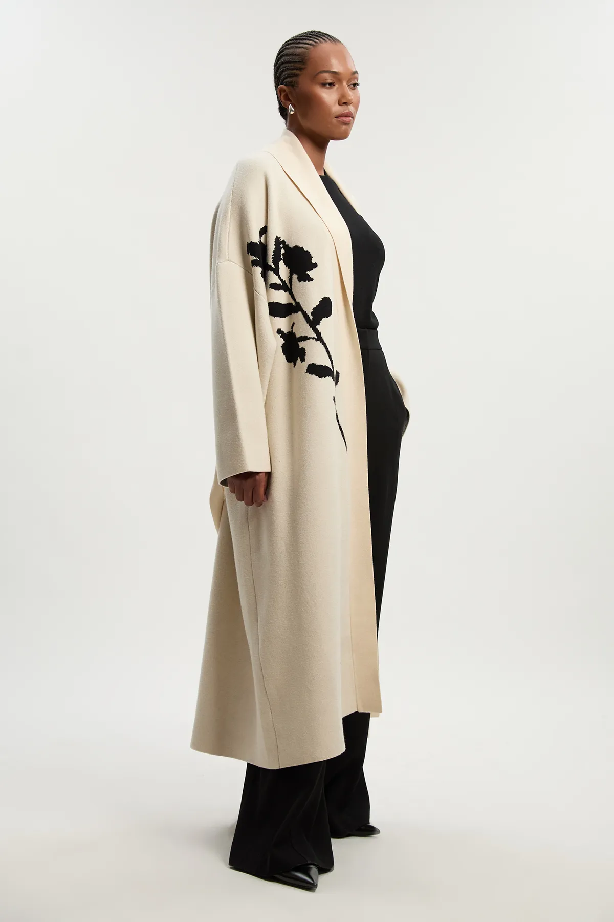 Plus Size Jacquard Floral Knitted Coatigan BKK25511