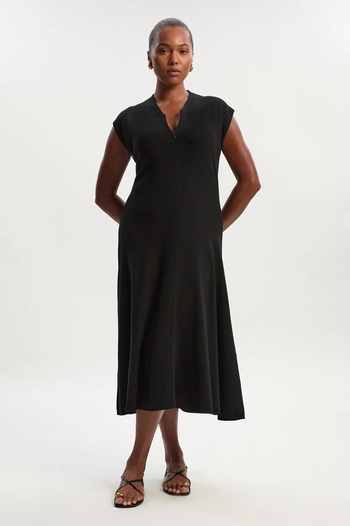 Plus Size Viscose Blend Zip Front Sleeveless Knitted Midi Dress BKK25539