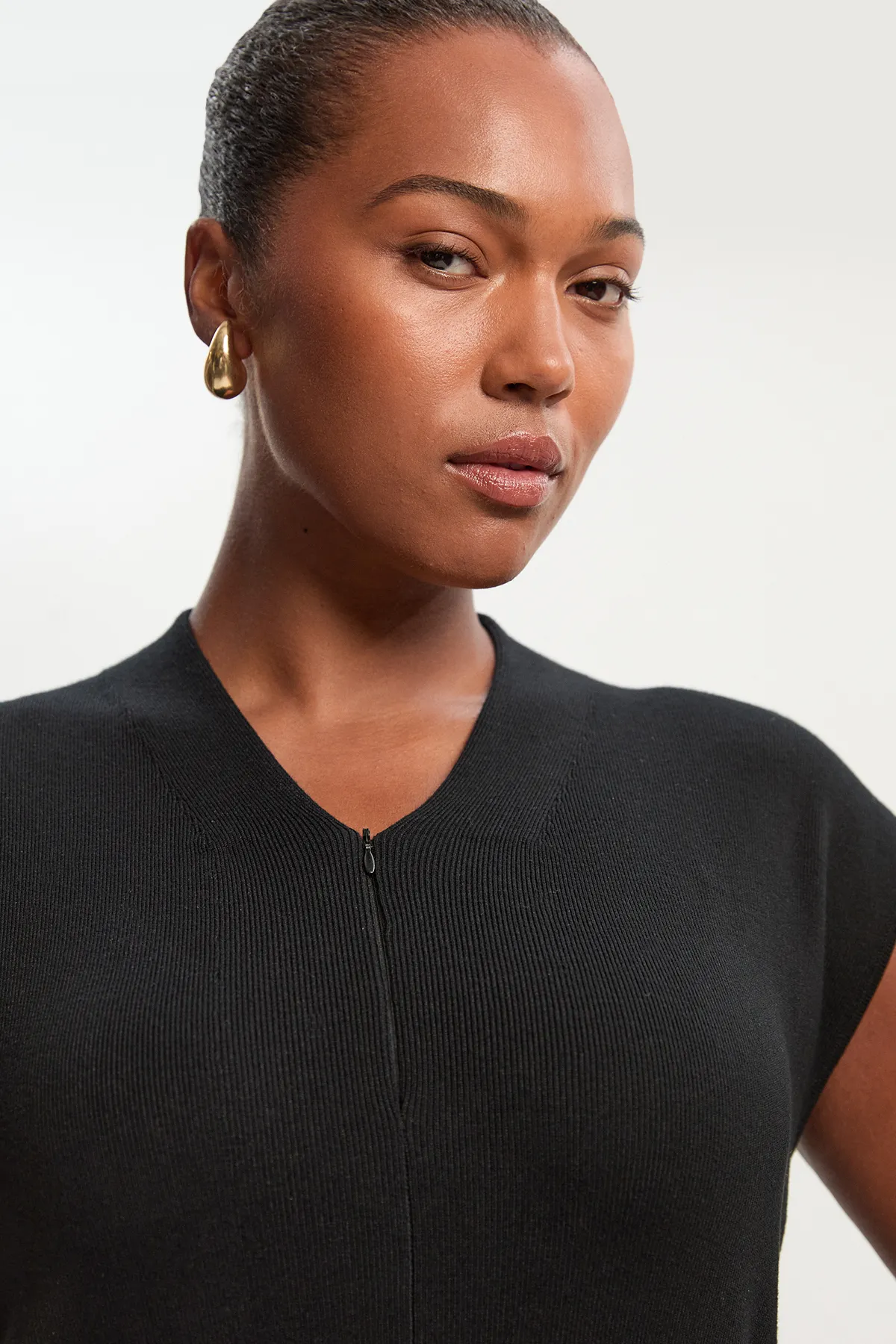 Plus Size Viscose Blend Zip Front Sleeveless Knitted Midi Dress BKK25539 3 Plus Size Viscose Blend Zip Front Sleeveless Knitted Midi Dress BKK25539